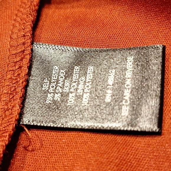 Y women's Torrid floral lined stretch regular size beautiful dress size 2 - Picture 6 of 7